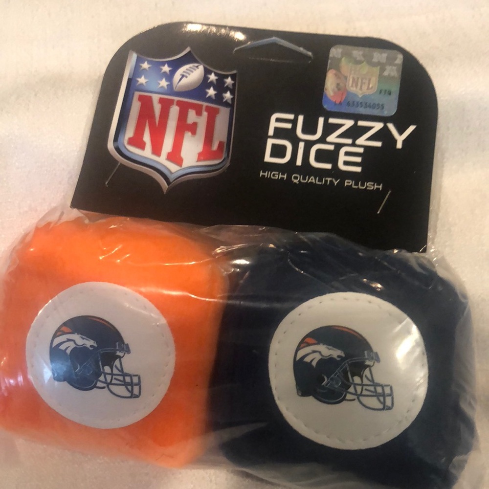 Fuzzy dice